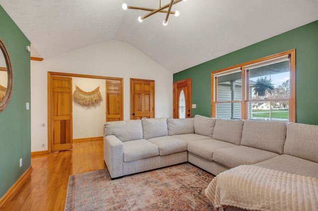 759 Miriah Dr, Mcminnville, TN 37110