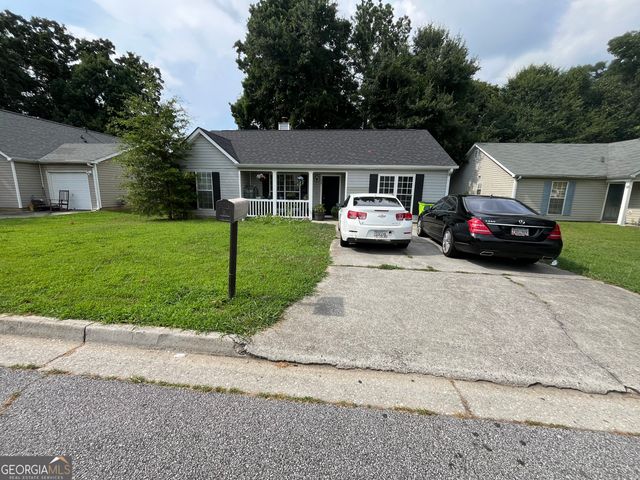 5781 Eagles Feather Lane, Riverdale, GA 30274