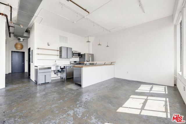 315 E 8th Street 1102, Los Angeles, CA 90014