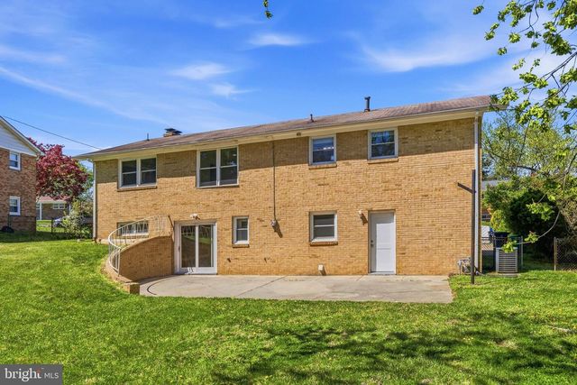 6304 WESTRIDGE CT, Temple Hills, MD 20748