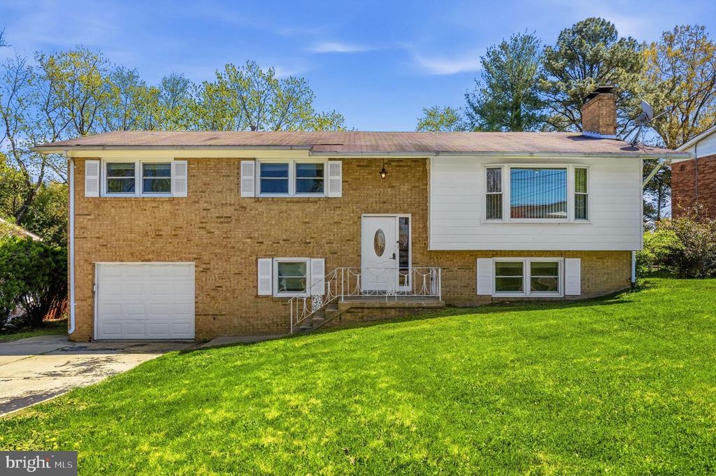 6304 WESTRIDGE CT, Temple Hills, MD 20748