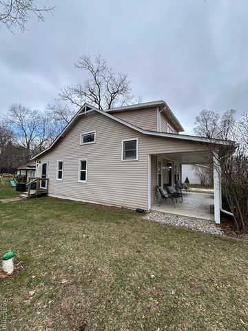 15130 Roach Drive, Linden, MI 48451
