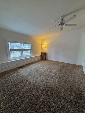 15130 Roach Drive, Linden, MI 48451