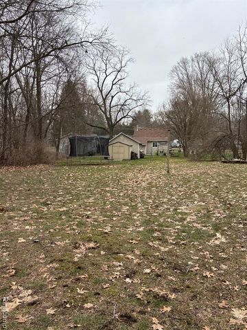 15130 Roach Drive, Linden, MI 48451