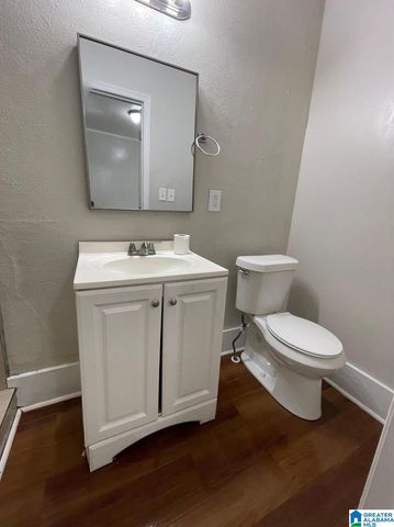 607 11TH AVENUE, Midfield, AL 35228