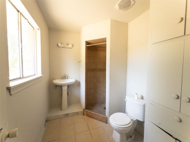 814 Eastlake Street, Houston, TX 77034