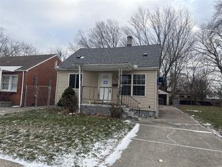 7560 Prospect Avenue, Warren, MI 48091