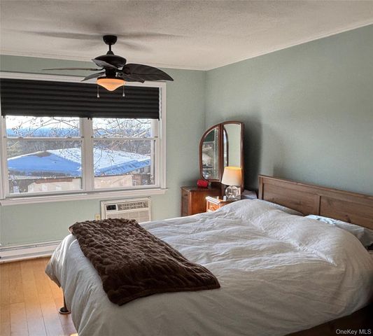 678 Sierra Vista Lane, Valley Cottage, NY 10989