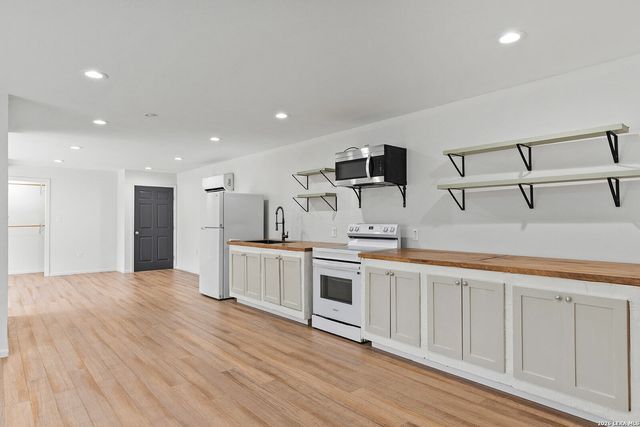 10116 Dos Cerros, Boerne, TX 78006