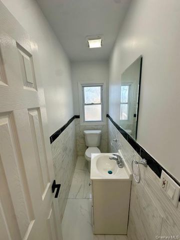 661 E Olive Street, Long Beach, NY 11561