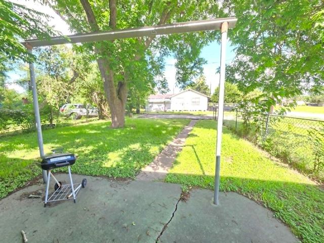 2600 Avenue F, Bay City, TX 77414