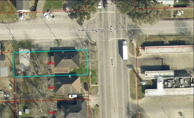 2600 Avenue F, Bay City, TX 77414