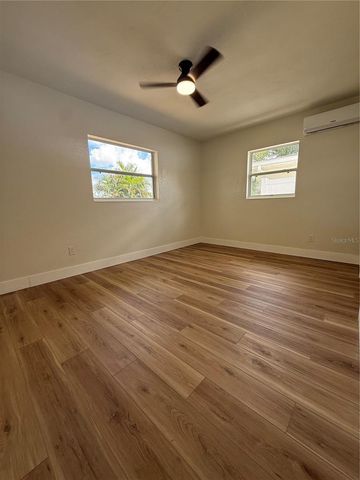 4736 11TH AVENUE N, St Petersburg, FL 33713