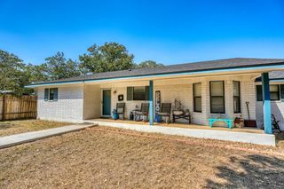724 S Chaparral, Burnet, TX 78611
