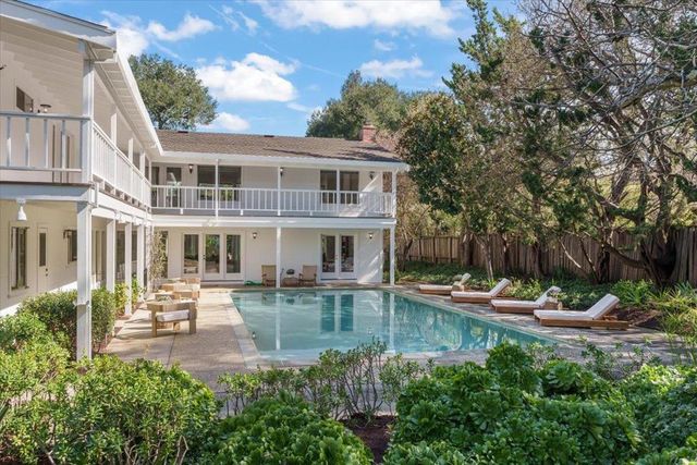 14721 Live Oak Lane, Saratoga, CA 95070