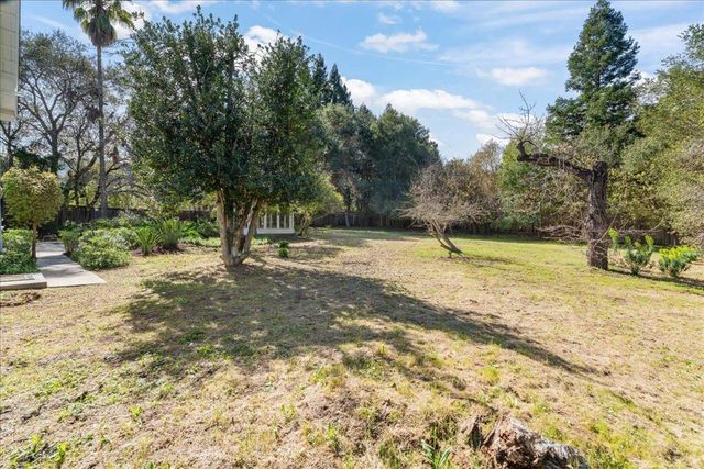 14721 Live Oak Lane, Saratoga, CA 95070