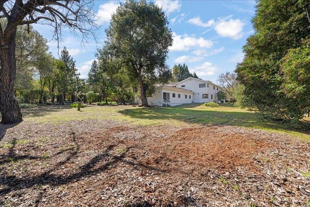 14721 Live Oak Lane, Saratoga, CA 95070