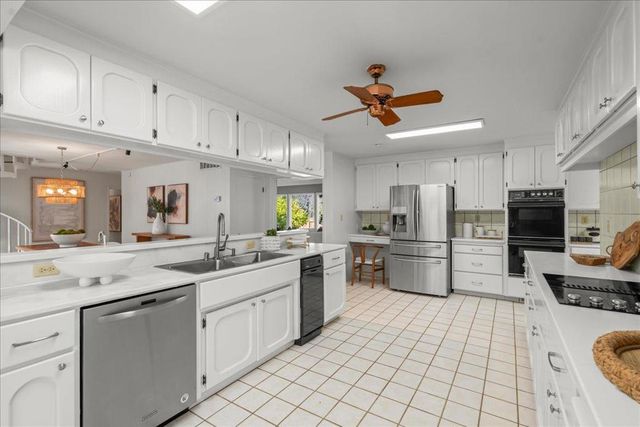 14721 Live Oak Lane, Saratoga, CA 95070