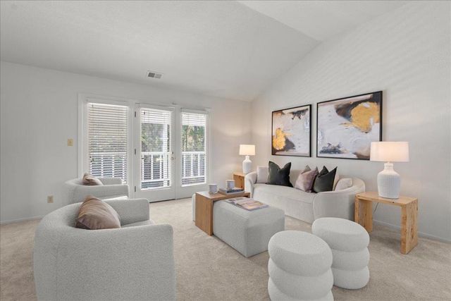 14721 Live Oak Lane, Saratoga, CA 95070