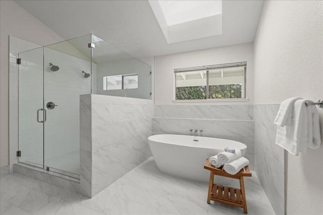 14721 Live Oak Lane, Saratoga, CA 95070