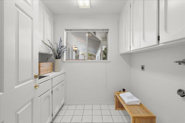 14721 Live Oak Lane, Saratoga, CA 95070