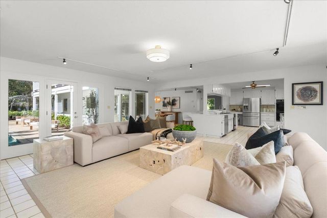 14721 Live Oak Lane, Saratoga, CA 95070