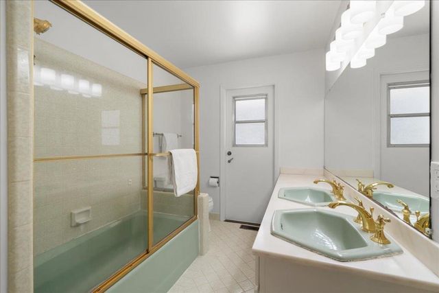 14721 Live Oak Lane, Saratoga, CA 95070