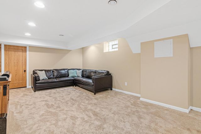 5505 Grand Avenue S, Minneapolis, MN 55419