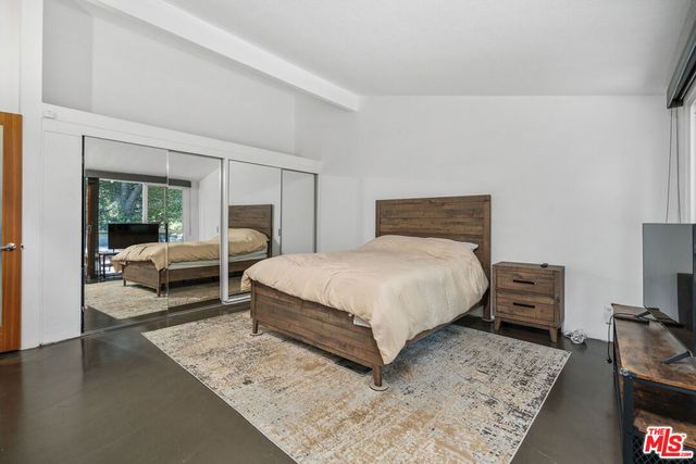 3641 Woodcliff Road, Los Angeles, CA 91403