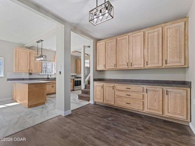 219 N Moffet Avenue, Joplin, MO 64801