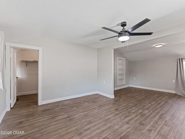 219 N Moffet Avenue, Joplin, MO 64801