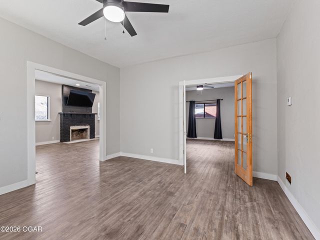 219 N Moffet Avenue, Joplin, MO 64801