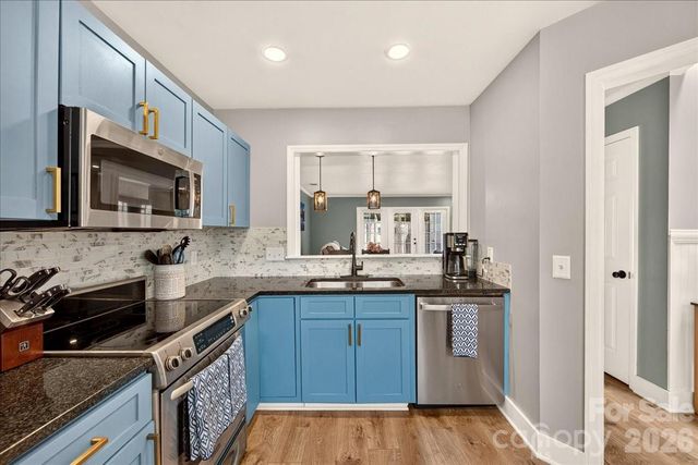 8220 Legare Court, Charlotte, NC 28210
