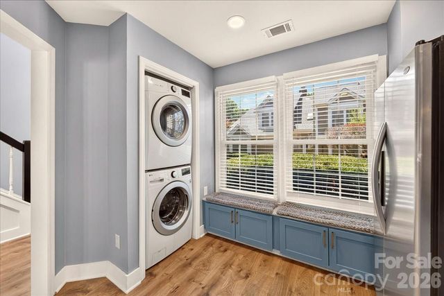 8220 Legare Court, Charlotte, NC 28210