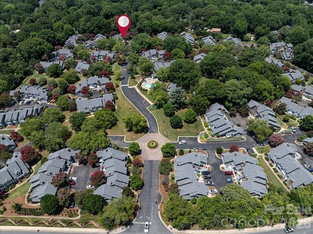8220 Legare Court, Charlotte, NC 28210