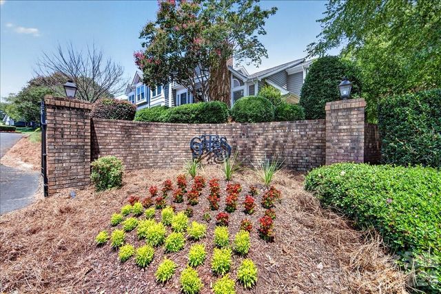 8220 Legare Court, Charlotte, NC 28210