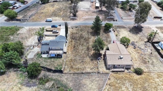18 Avenida De Los Flores, Menifee, CA 92587