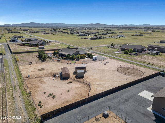 8833 N Grass Valley Lane, Prescott Valley, AZ 86315