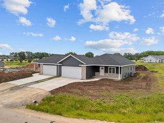 3453 VEANNA BOULEVARD, Oshkosh, WI 54904