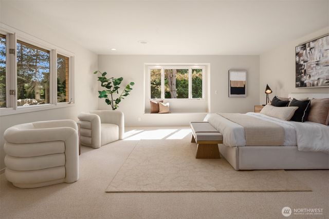 13214 180th Avenue NE, Redmond, WA 98052