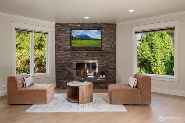 13214 180th Avenue NE, Redmond, WA 98052