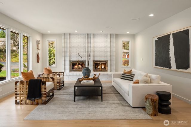 13214 180th Avenue NE, Redmond, WA 98052