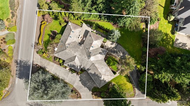 13214 180th Avenue NE, Redmond, WA 98052