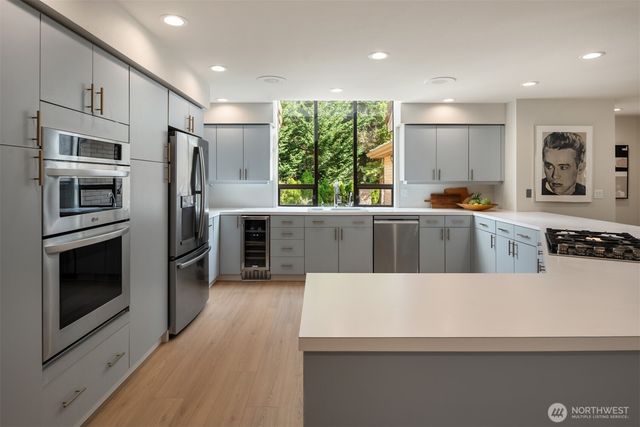 13214 180th Avenue NE, Redmond, WA 98052