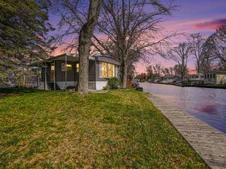 2748 S Tamarac Drive, Hamlin Twp, MI 49431