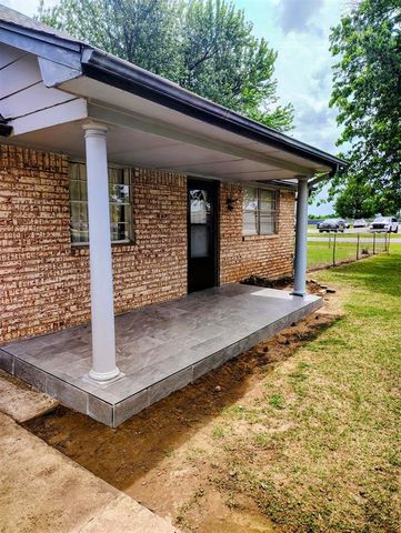 1000 N Doris Avenue, Newcastle, OK 73065