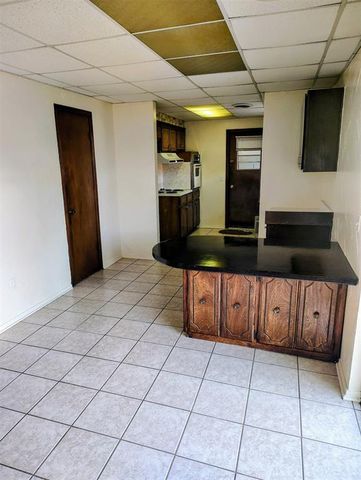1000 N Doris Avenue, Newcastle, OK 73065