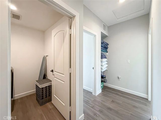 946 Warwick, Thousand Oaks, CA 91360
