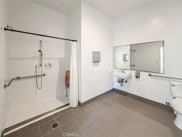 946 Warwick, Thousand Oaks, CA 91360