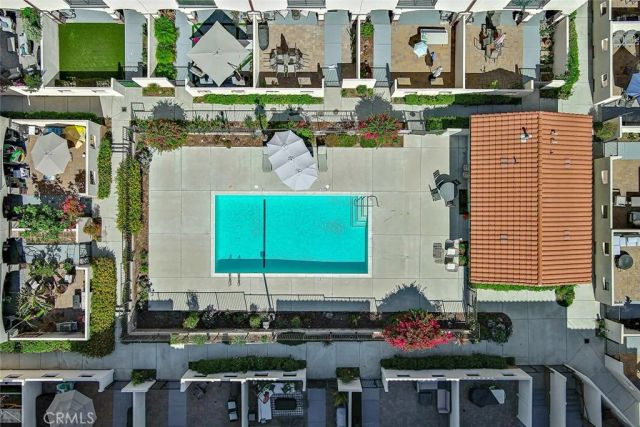 946 Warwick, Thousand Oaks, CA 91360